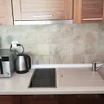 B229 & B230 In Vucko, -private Host Апартаменты