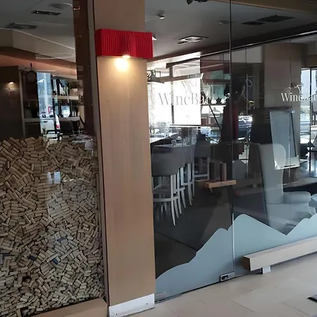 B229 & B230 In Vucko, -private Host