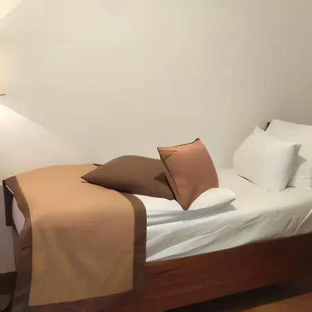 B229 & B230 In Vucko, -private Host