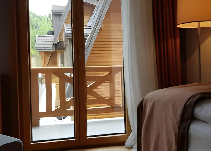 B229 & B230 In Vucko, -private Host