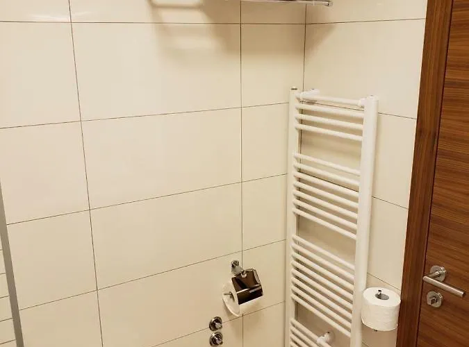 B229 & B230 In Vucko, -private Host Apartment